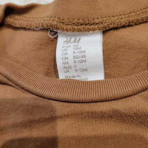 H&M Summer Shirt - Picture 2 of 2